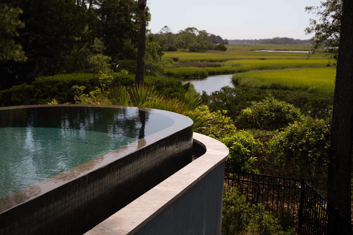 Infinity edge pool and spa on Kiawah Island, SC